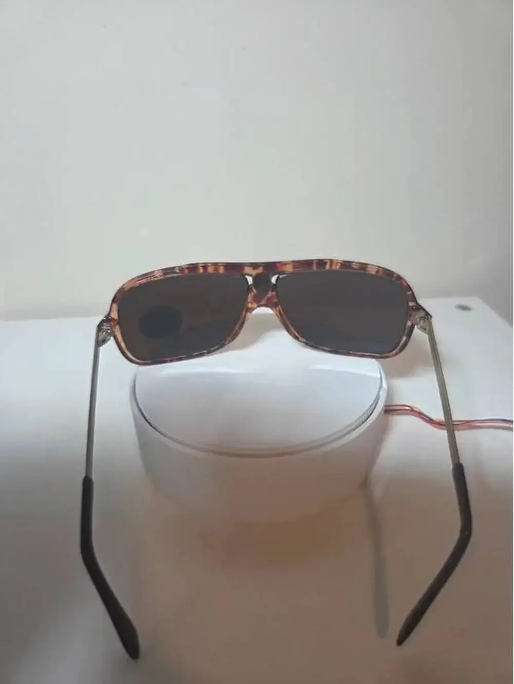 VTG Champion Tortoiseshell Aviator Sunglasses Gold Metal Arms Shield Sport Shade